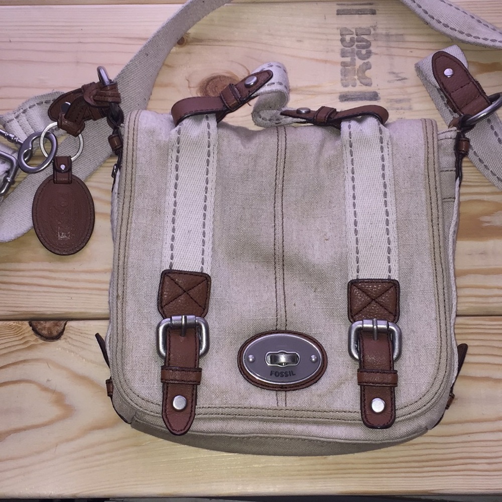 Fossil crossover bag